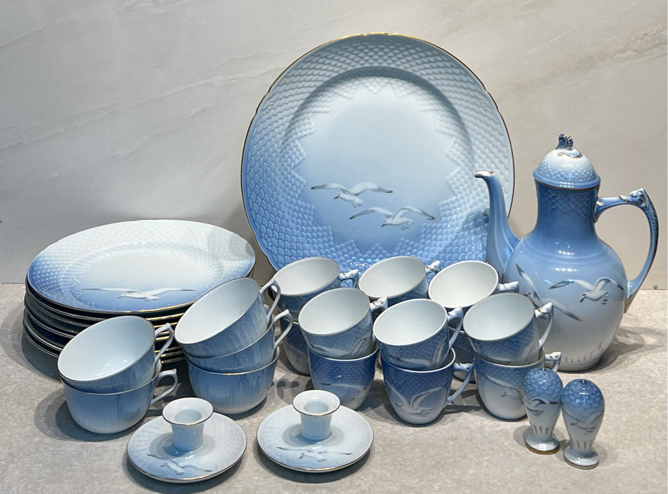 B&G  Set