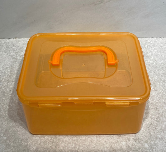 Lock & Lock Covered Bowl