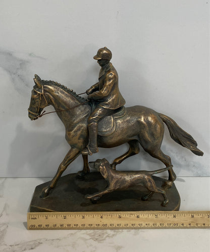 Figurine