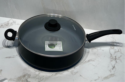 Covered Pan