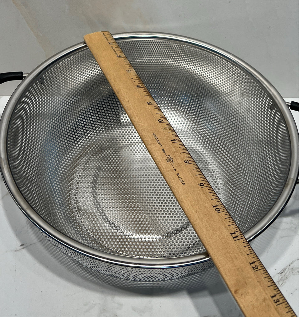 Cuinsinart Strainer