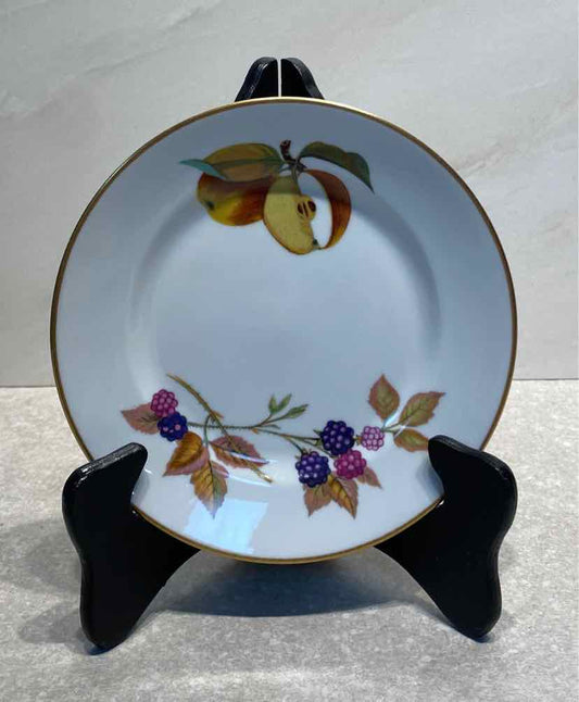 Evesham Plate - 6.5"