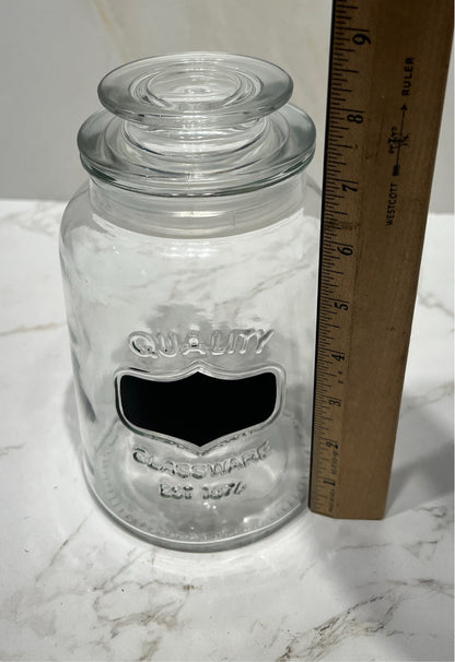 Covered jar