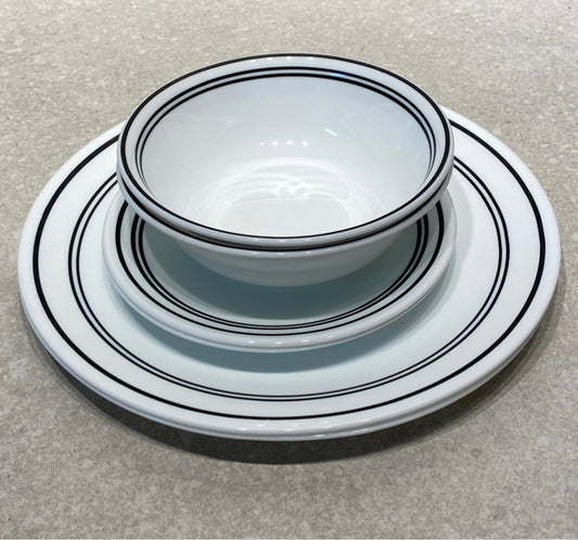 Set of 6 Corele Dishes