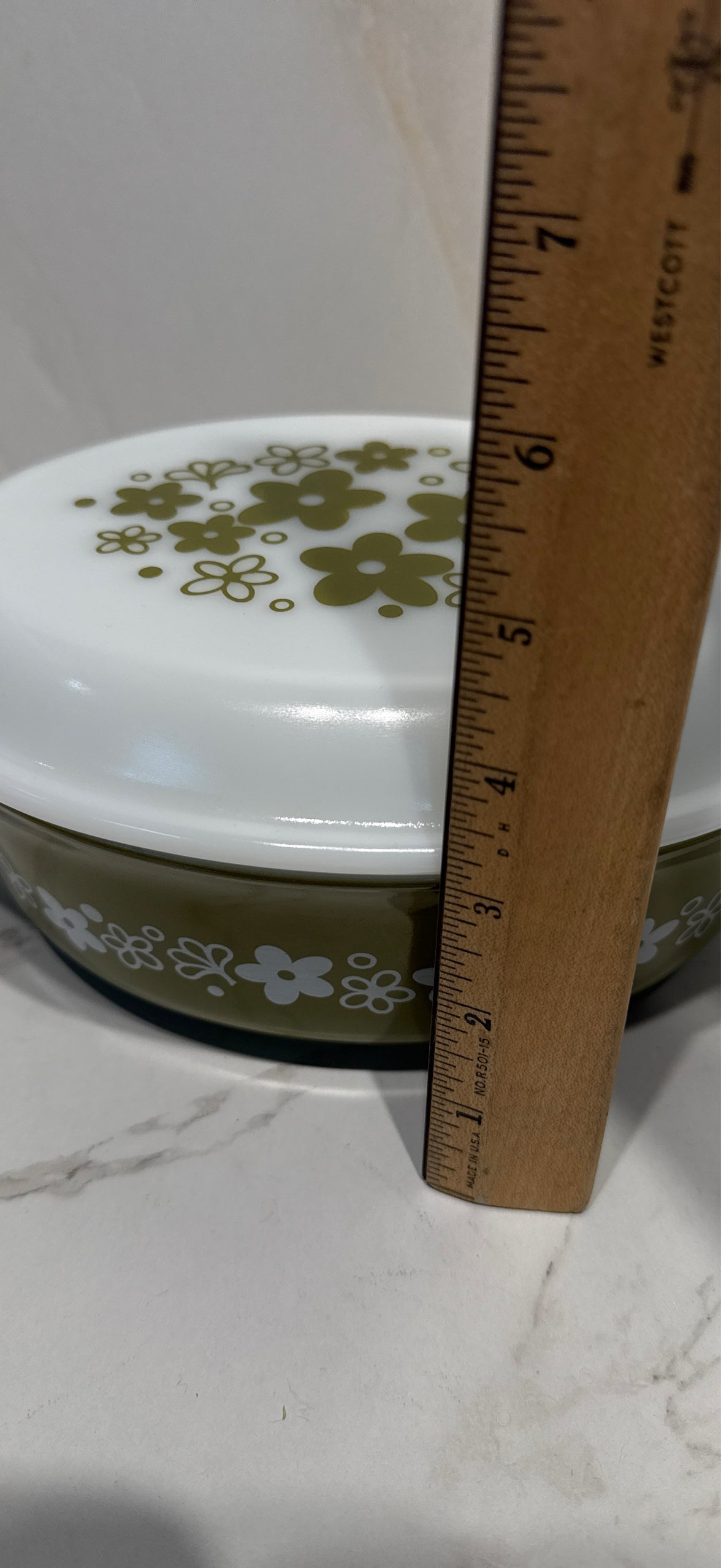 Pyrex Crazy Daisy 043 Covered Casserole