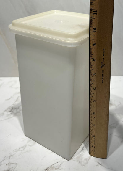 Tupperware Container