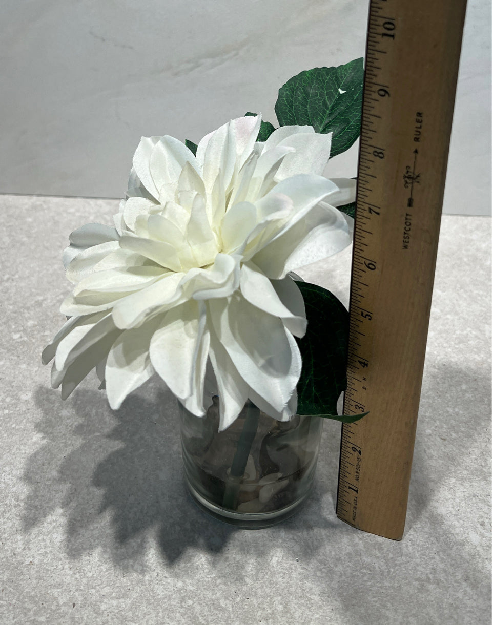 Artifical Decor