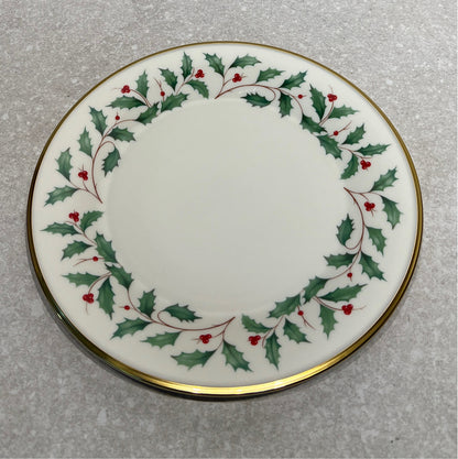Lenox Holiday Dinner Plate - USA