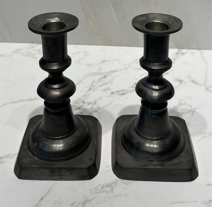 Set of 2 Candleholders