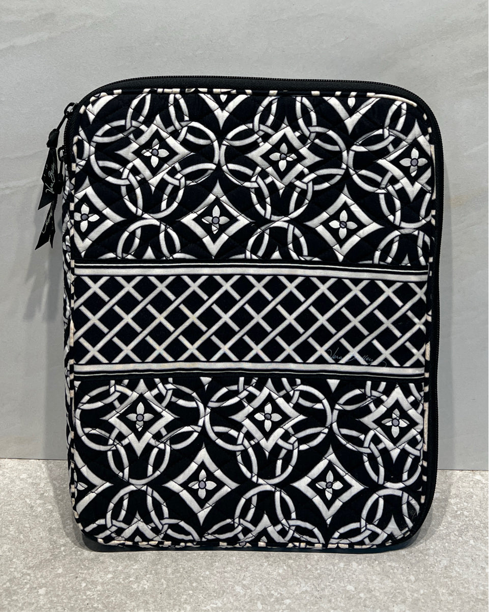 Vera Bradley Zippered Bag