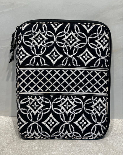 Vera Bradley Zippered Bag