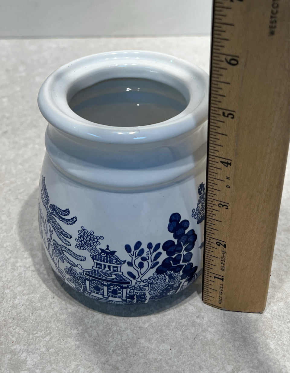 Blue Willow Jar