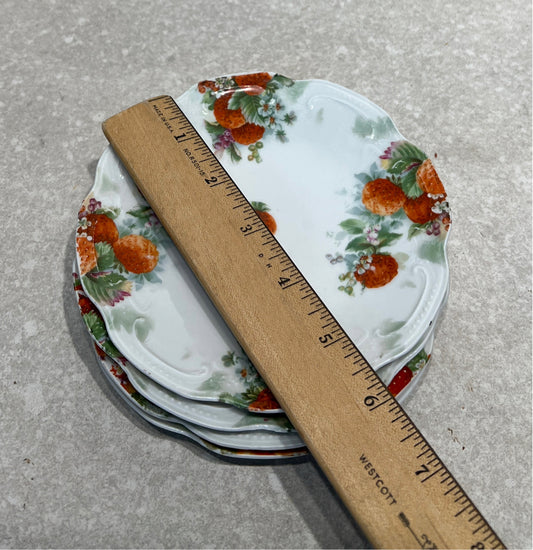 Set of 4 Dishes