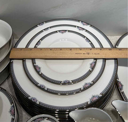 Noritake Halifax Dinnerware Set