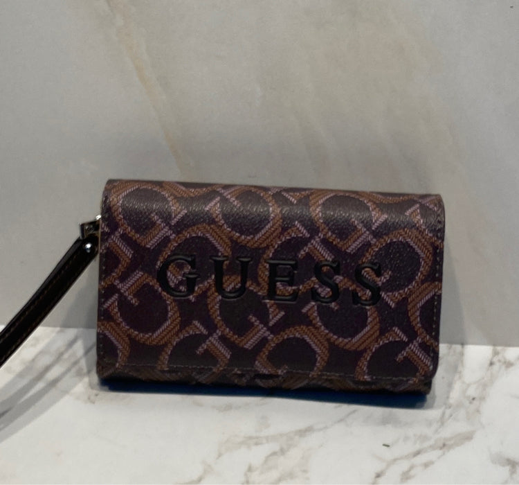 Guess Wristlet