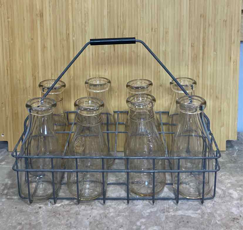 Carrier with 8 Bottles