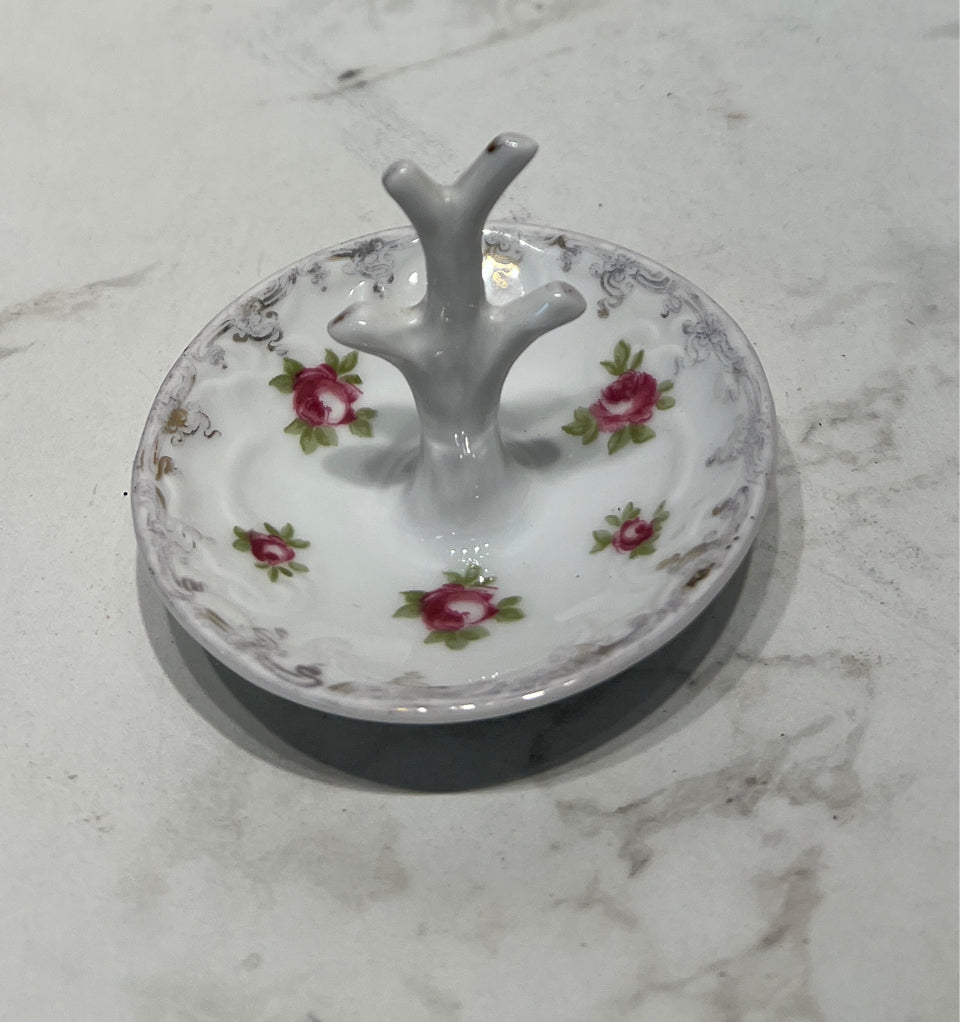 Ring Holder