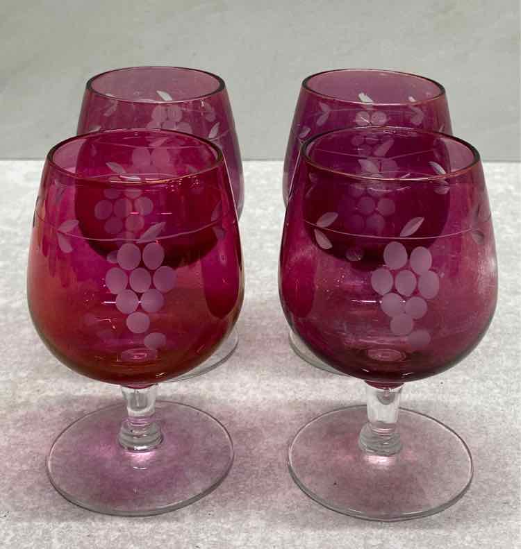 Set of 4 Glasses