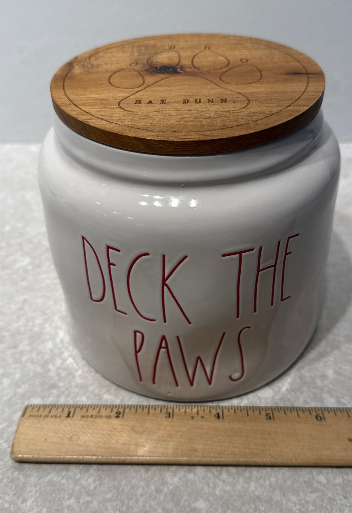 Rae Dunn Jar