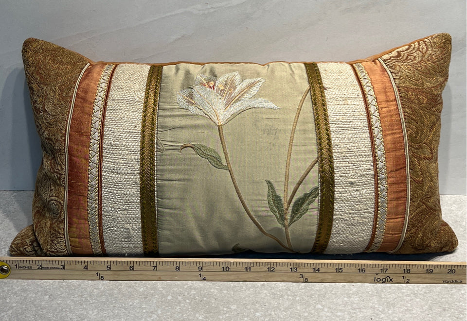 Pillow
