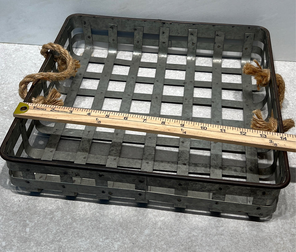 Handled Tray