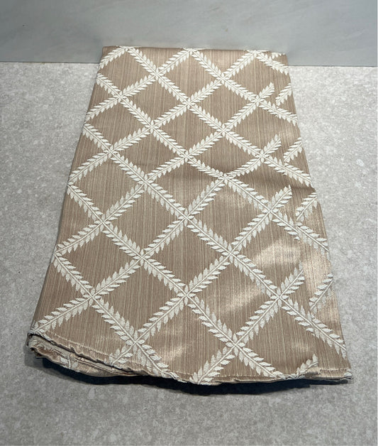 Lenox Oval Tablecloth