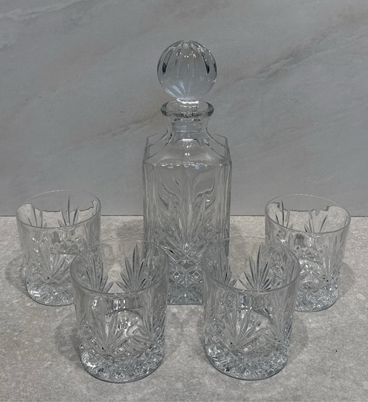 Decanter and 4 Glasses