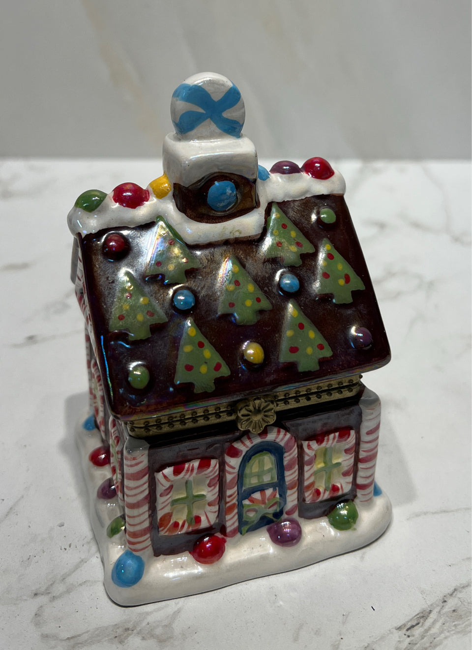 Musical Gingerbread Box