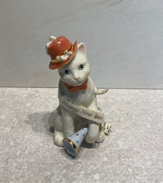 Lenox Cat