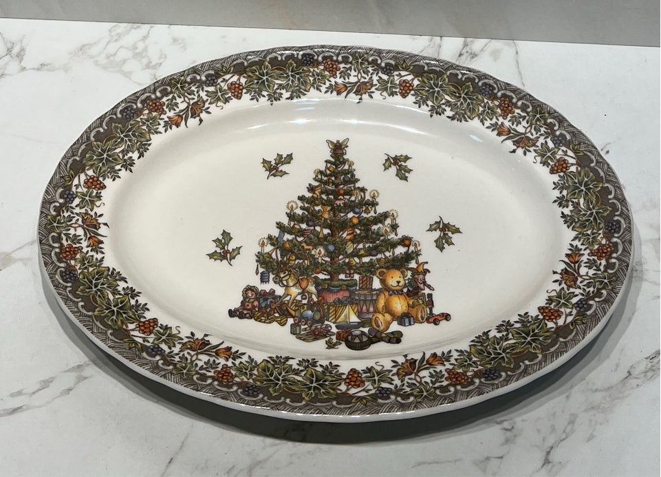 Queen's Seasons Greeting Platter