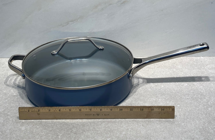 Covered Pan