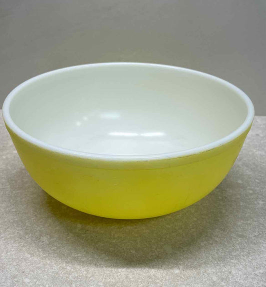 Pyrex Bowl