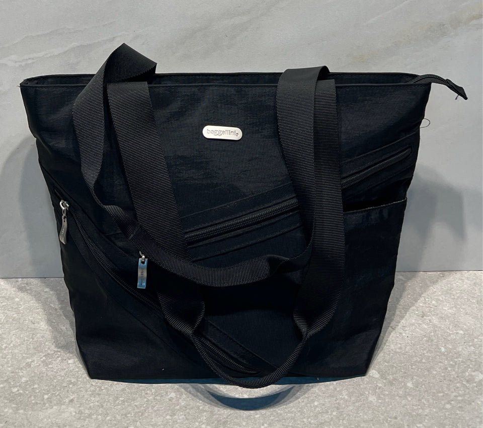 Baggallini Handbag