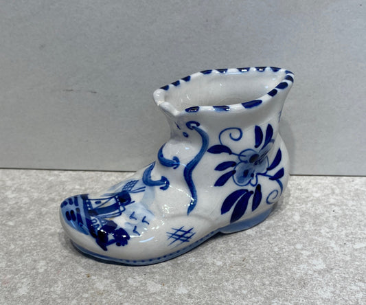 Delft Shoe