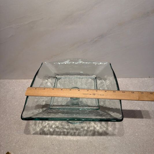 Pedestal Dish