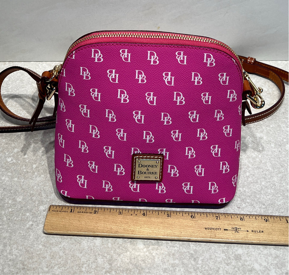 Dooney And Bourke Handbag