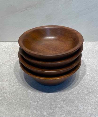 Set of 4 Walnut Bowls