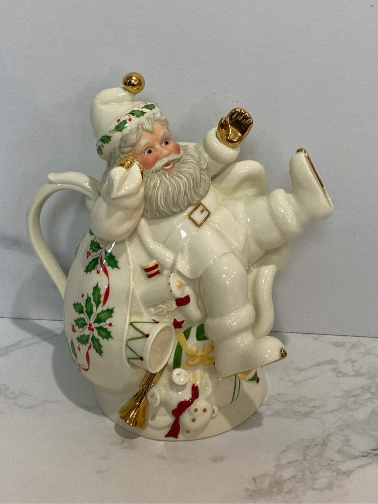 Lenox Holiday Santa Teapot