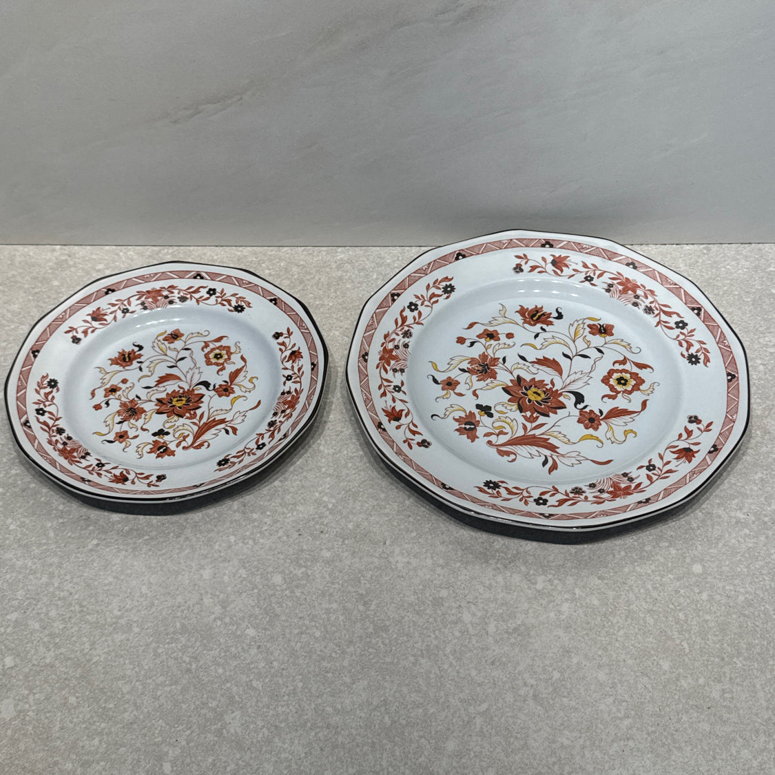 Set of 2 Wedgwood Plates