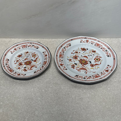 Set of 2 Wedgwood Plates