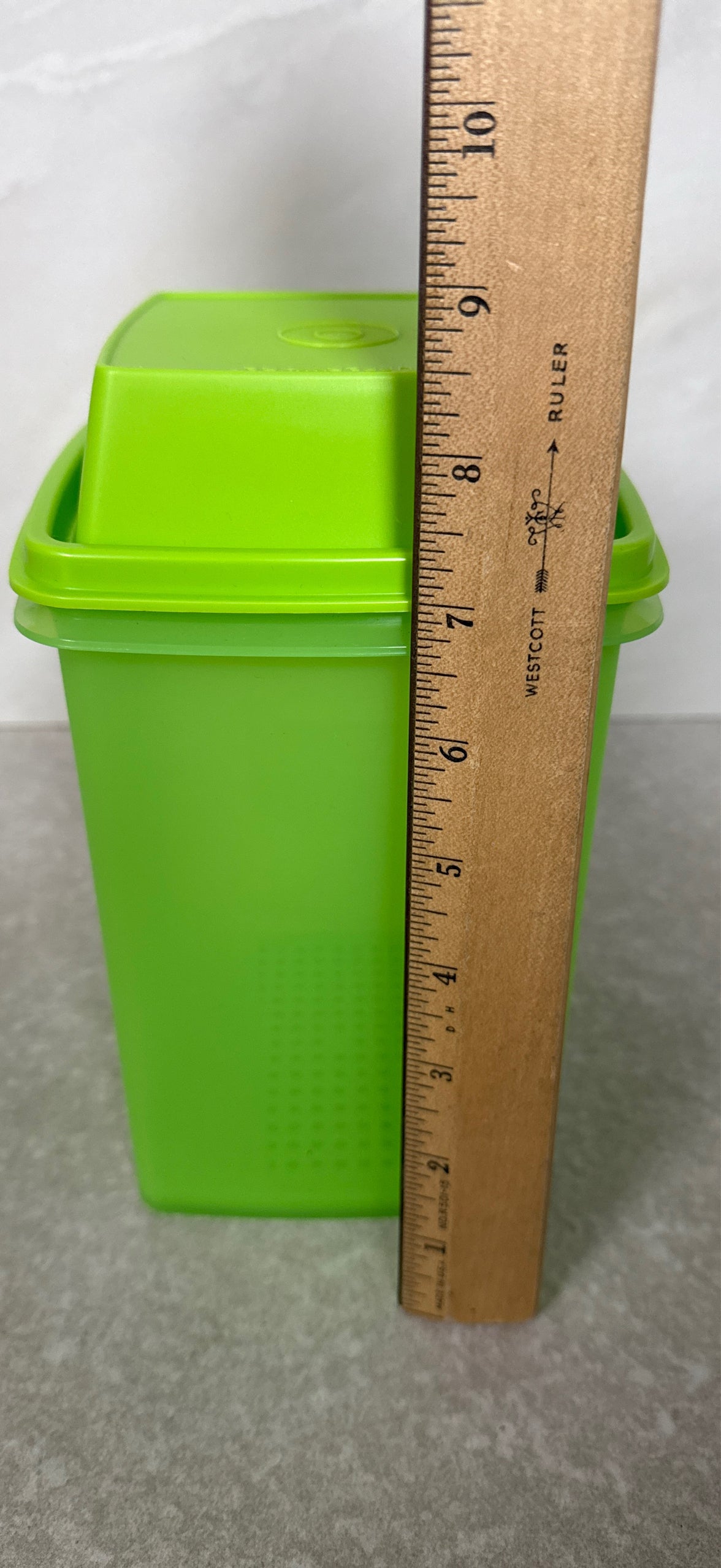 Tupperware Container