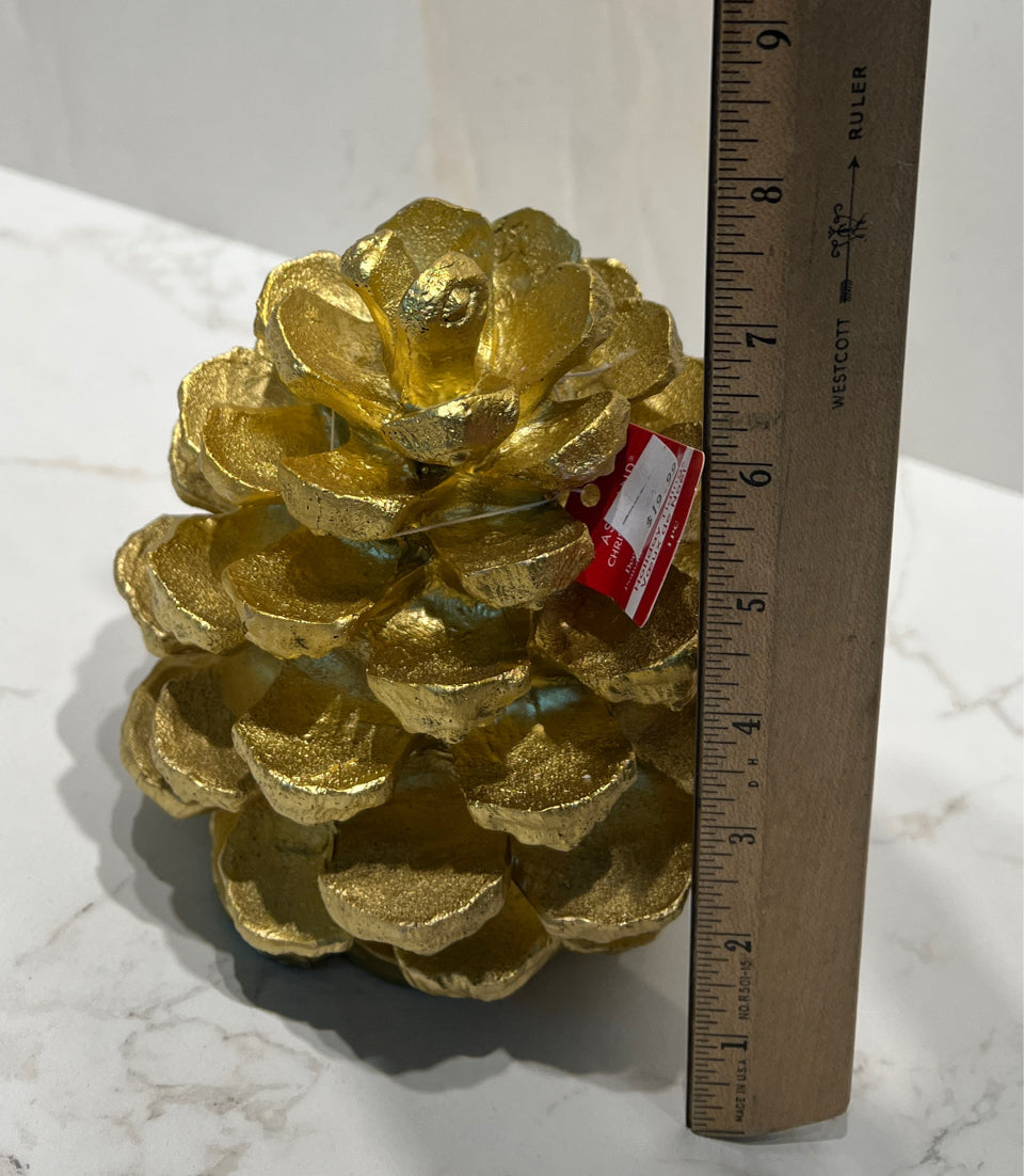 Pine Cone Decor