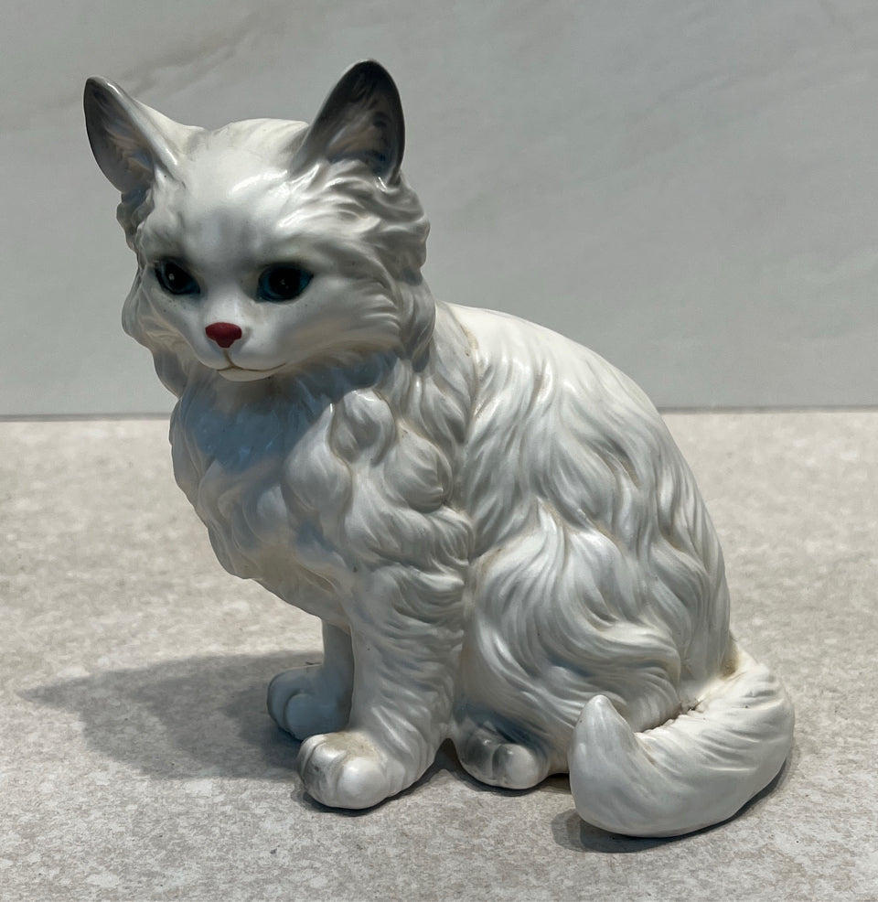 Lefton Cat