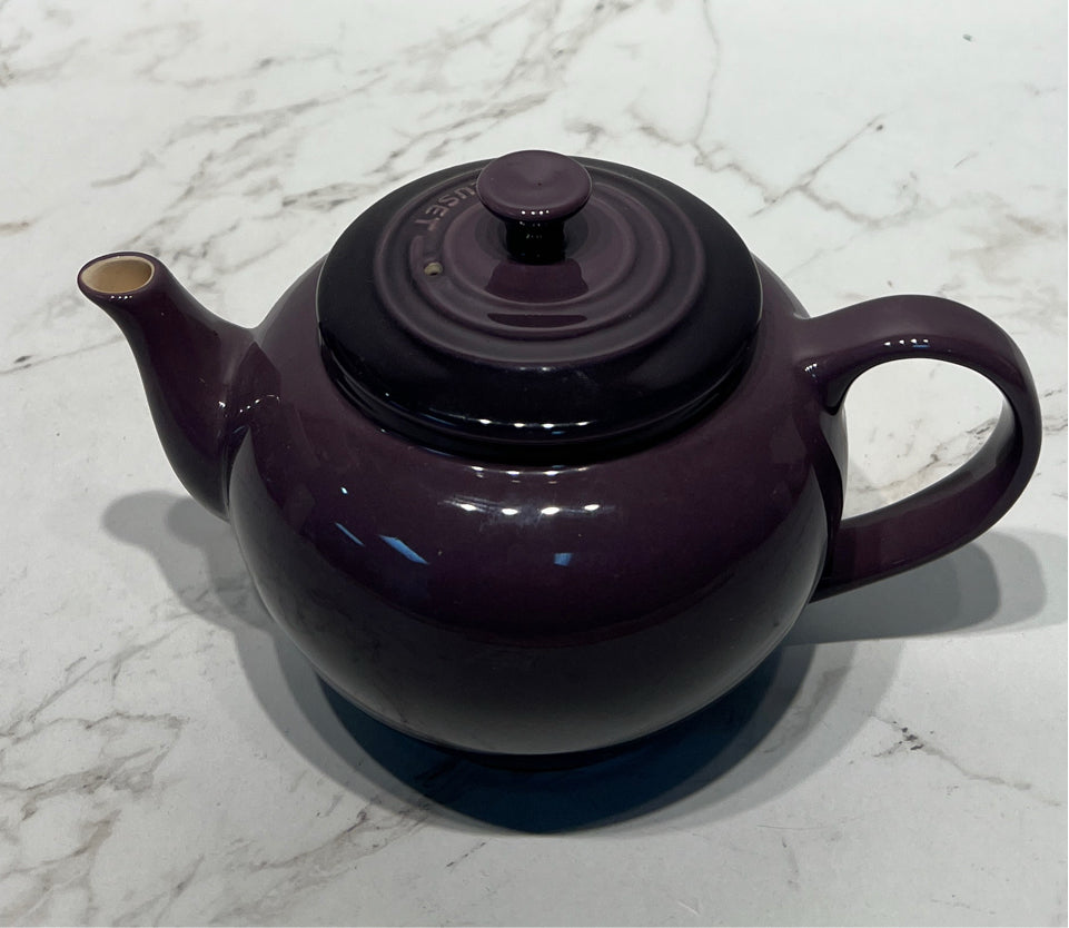 Le Creuset Teapot