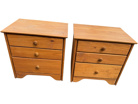 Set of 2 Macco Nightstands