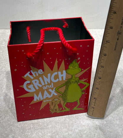 Grinch Bucket