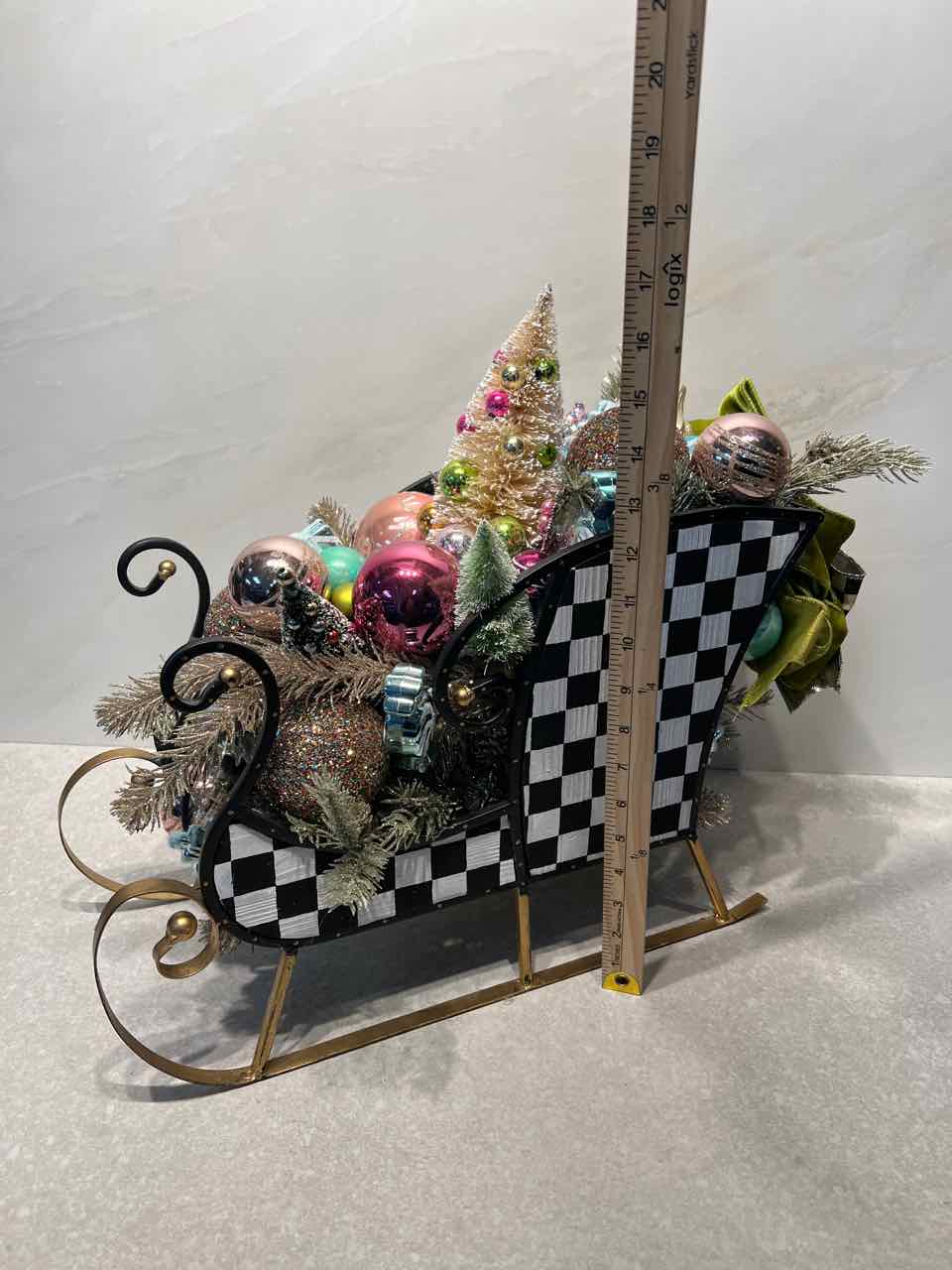 Sleigh with Ornaments