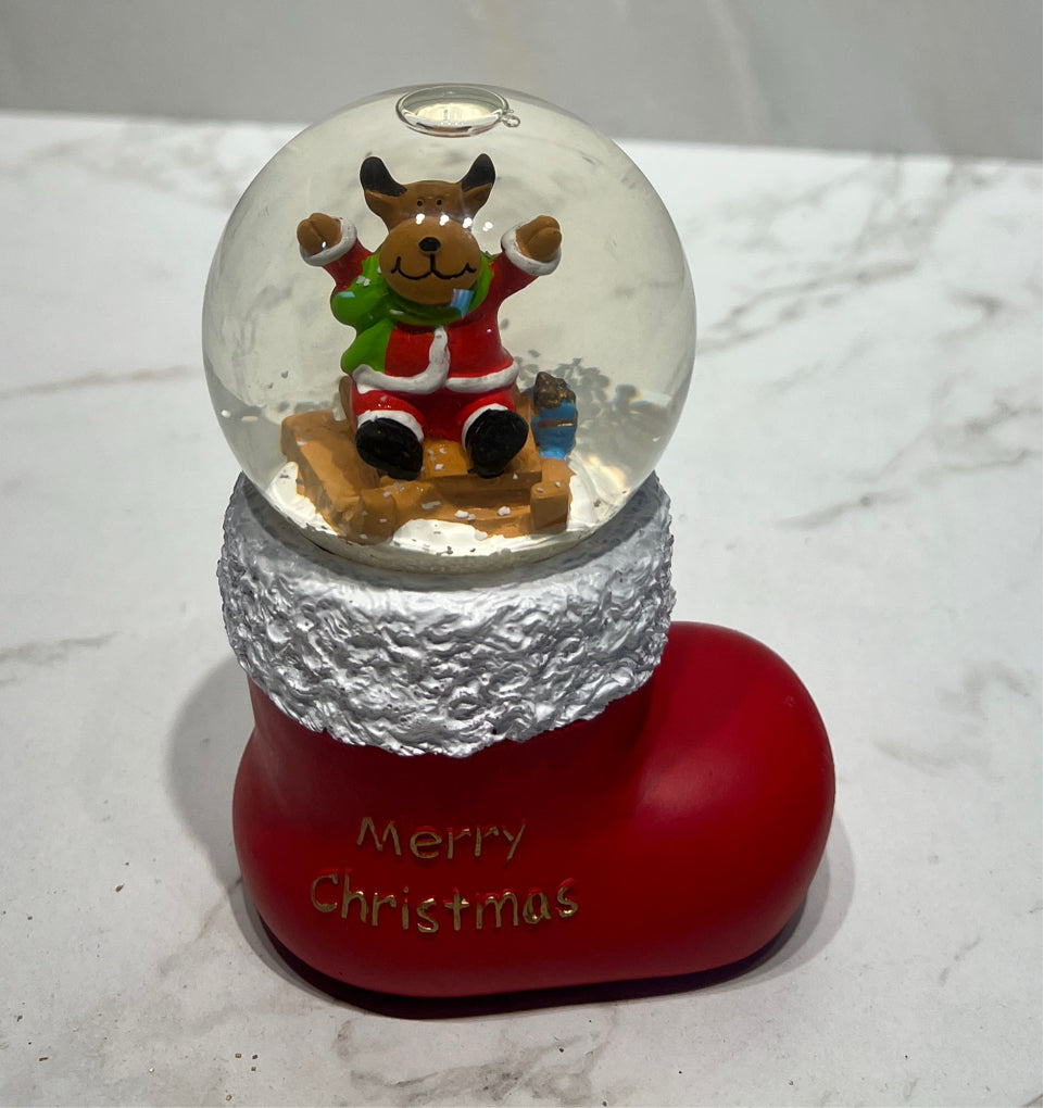 Christmas Snow Globe