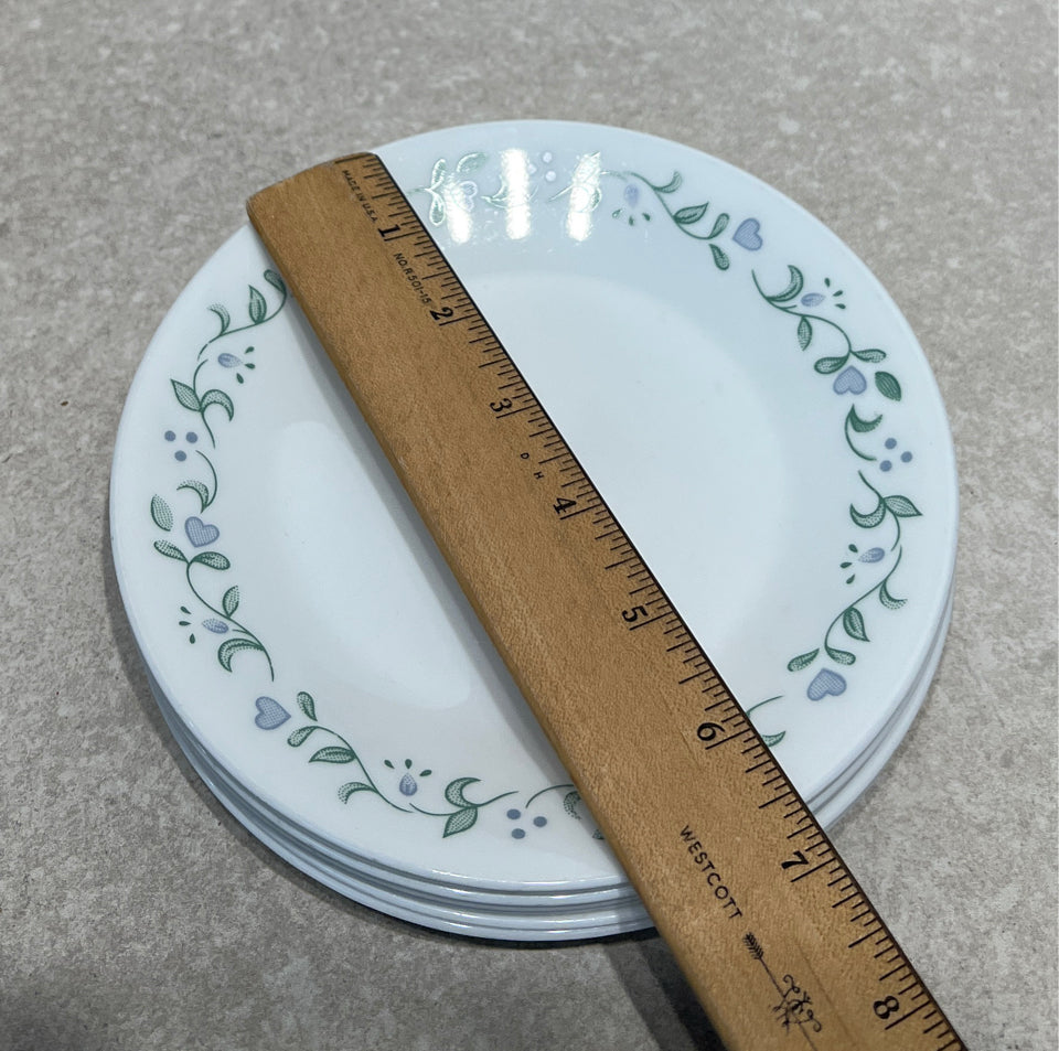 Set of 7 Corelle Plates