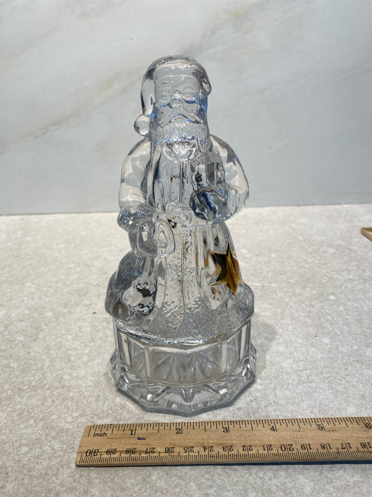 Covered Santa Dish